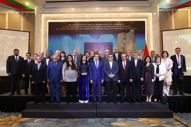 Посольство Азербайджана поздравило журналистов с Днём вьетнамской революционной прессы