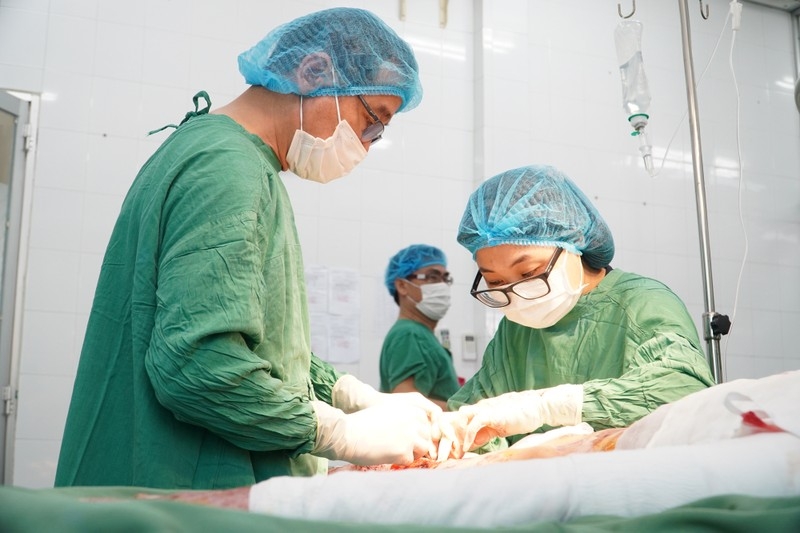 Врачи больниц Тьорэй и Вьетдык успешно провели трансплантации органов