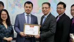 Посол Вьетнама в РФ поздравил руководство и сотрудников вьетнамской нефтегазовой группы с новым лунным годом