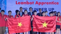 Вьетнамские школьники завоевали 17 призы на Международном конкурсе робототехники 2023 г.