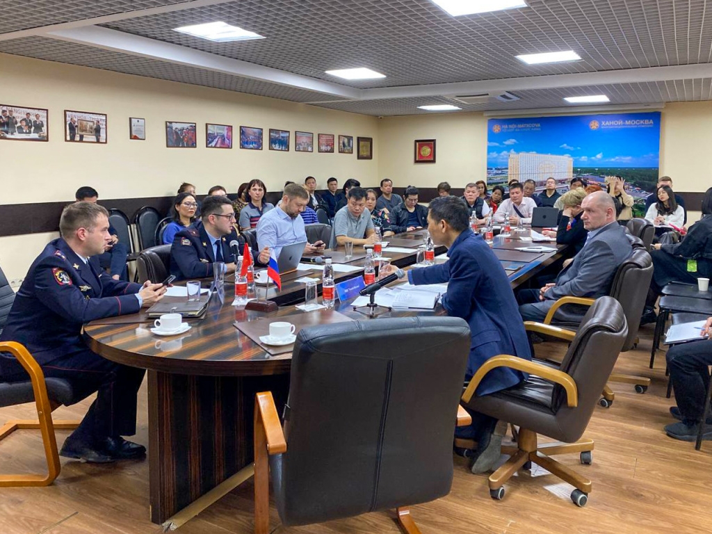 Москва: Выездная консультация по миграционным вопросам для вьетнамских предприятий