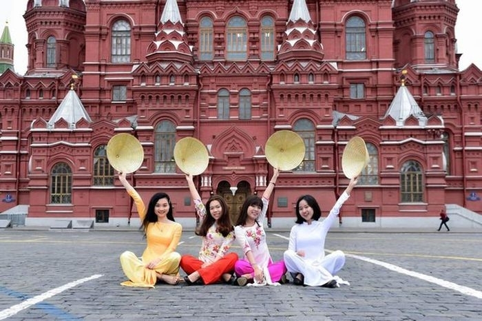 Россия выделит студентам из Вьетнама 1 тыс. льготных государственных образовательных квот на 2023-2024 учебный год