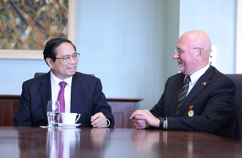 Премьер-министр СРВ Фам Минь Тинь привел встречу с председателем Общества новозеландско-вьетнамской дружбы
