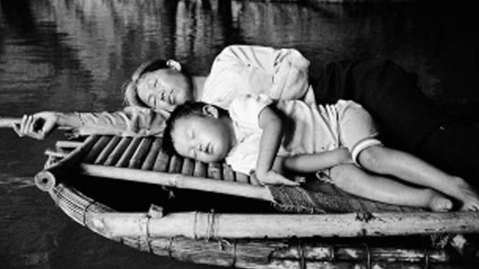 В Дананге проходит фотовыставка «На двух берегах реки Меконг»