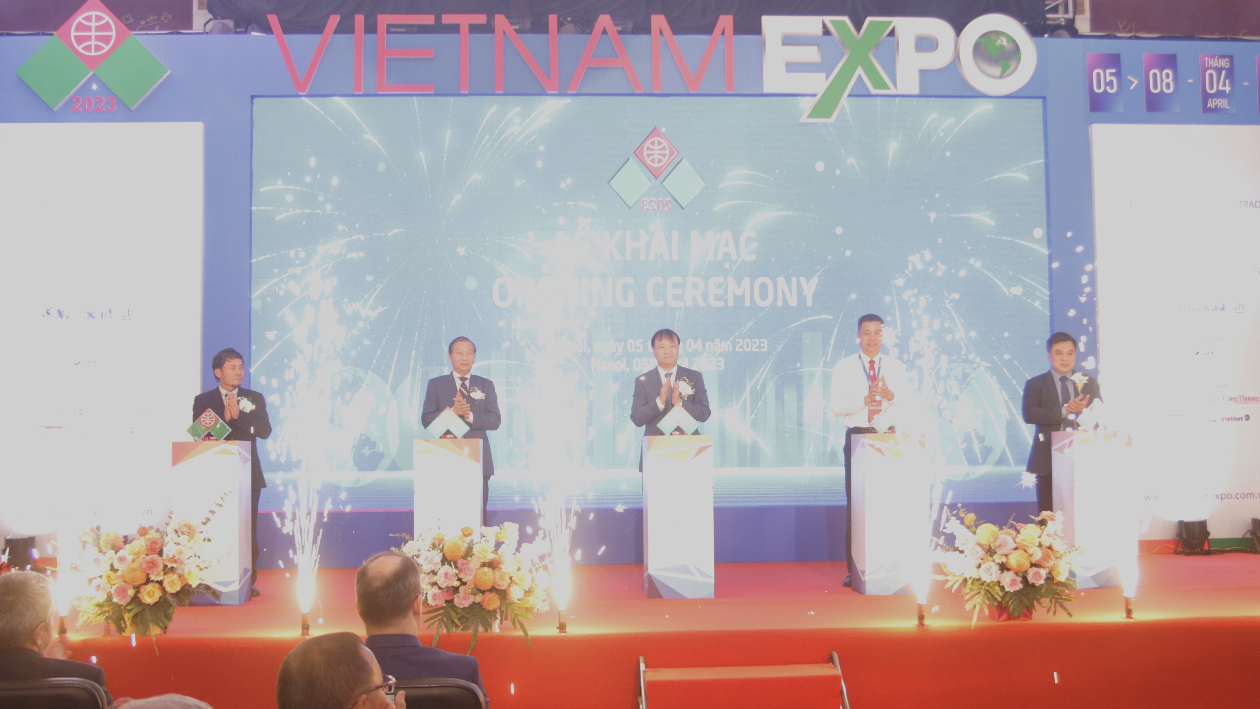 Более 500 предприятий из 16 стран принимают участие в 32-й Вьетнамской международной торговой выставке