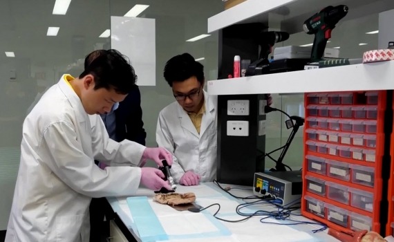 Вьетнамские ученые изобрели роботизированную руку для 3D-печати внутри человеческого тела
