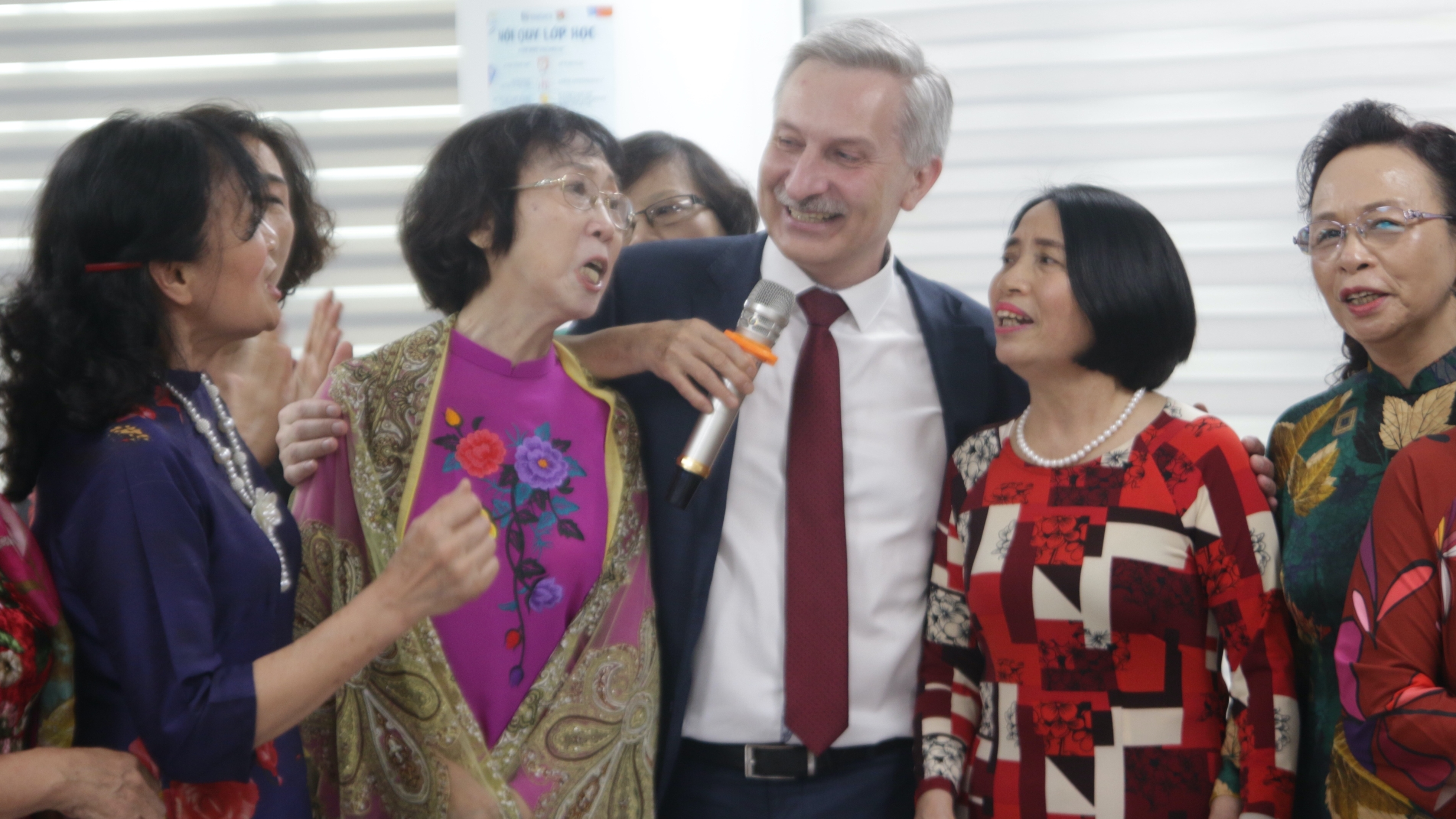 В Ханое состоялась теплая встреча российских преподавателей и вьетнамских выпускников PГПУ им. Герцена