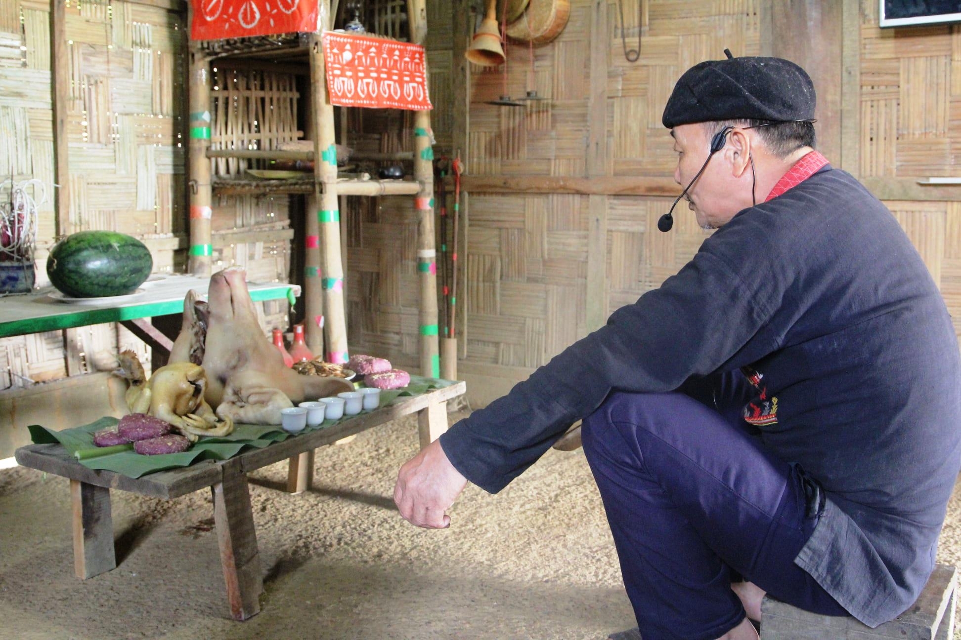 Праздник Тханьминь народности Зао - день выражения признательности и почтительности к предкам
