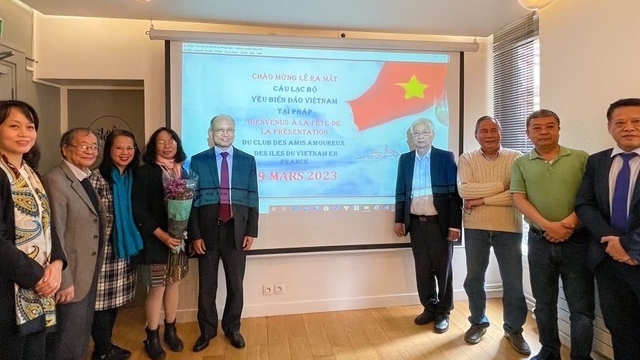 Форумы о любви к морю и островам Родины в зарубежном вьетнамском сообществе