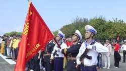 Вьетнамские соотечественники из 22 стран мира посетили острова Чыонгша и платформу DK1