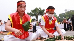 Ремесло по приготовлению «бань чынг» и «бань зай» в провинции Футхо признано национальным нематериальным наследием