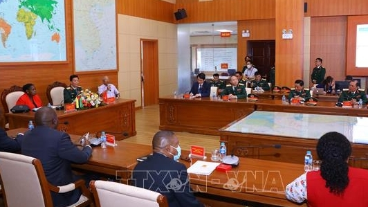 Председатель Ассамблеи Республики Мозамбик посетила Национальный комитет по реагированию на инциденты, стихийные бедствия и поисково-спасательным работам