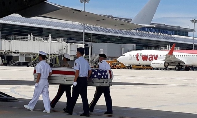 Прошла церемония репатриации останков американских военнослужащих