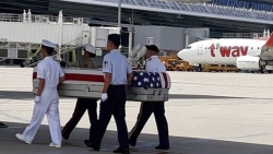 Прошла церемония репатриации останков американских военнослужащих