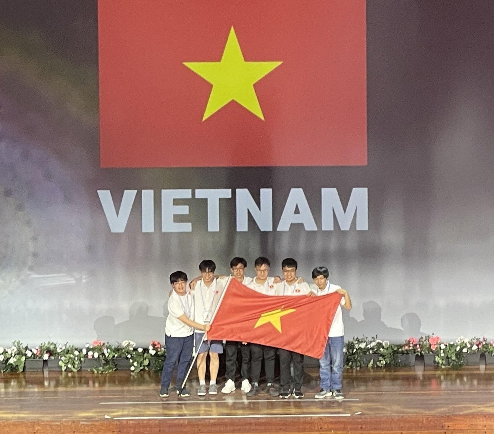 Вьетнамские ученики завоевали медали на Международной математической олимпиаде