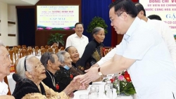 Председатель НС Вьетнама провел рабочую встречу с Постоянным бюро Парткома провинции Куангнам
