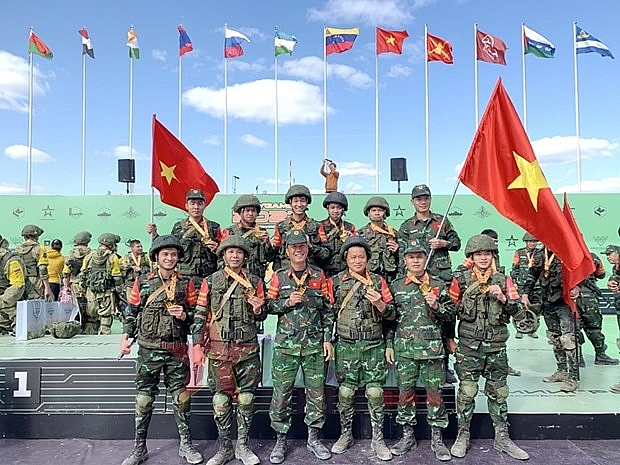 АрМИ-2021: Команда военных инженеров Вьетнама зовоевала бронзовую медаль в соревновании «Безопасного маршрута»
