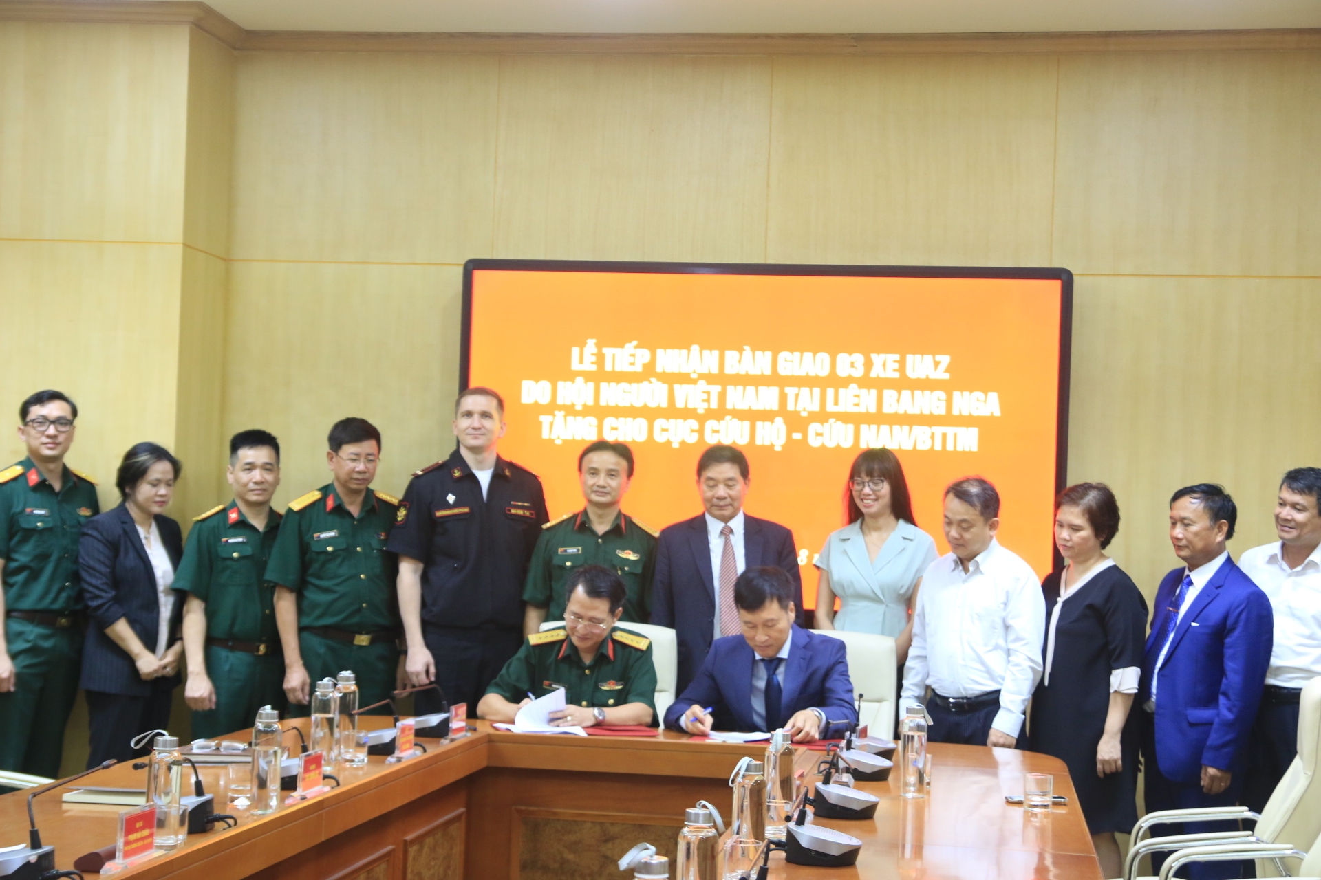 Вьетнамская община в России вносит практический вклад в аварийно-спасательную работу на Родине