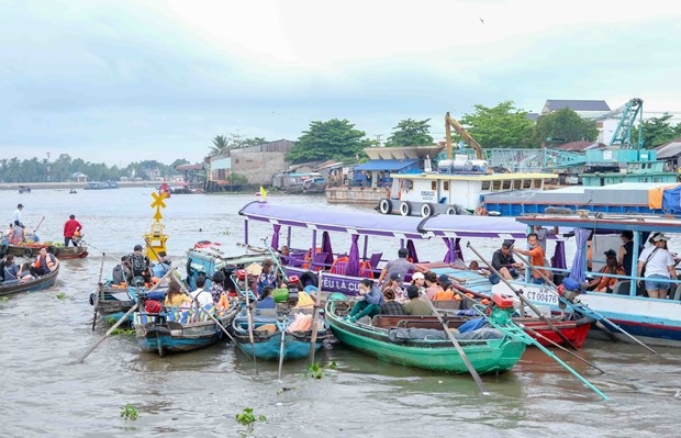 Уникальные туристические туры по Вьетнаму:  Создание уникального опыта для туристов и продвижение вьетнамского туризма