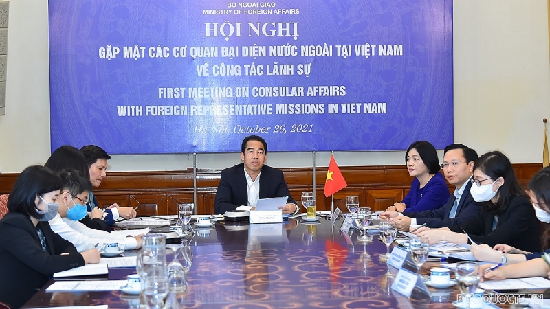 Иностранные представительства получили свежую информацию о консульской политике Вьетнама