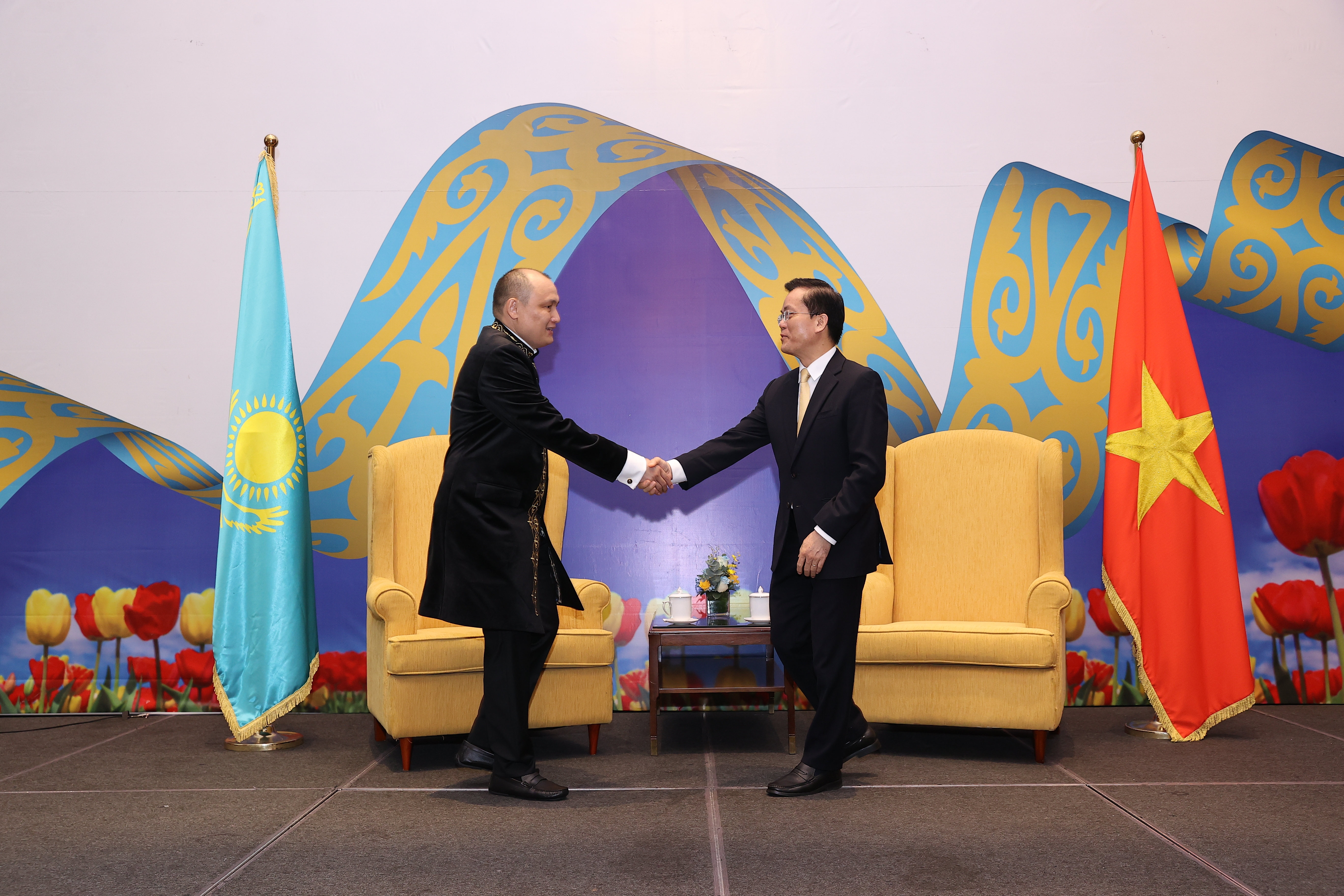Вьетнам становится все более привлекательным туристическим местом для граждан Казахстана