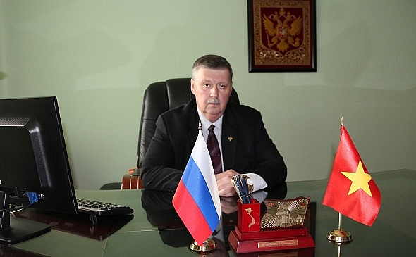 Генеральный консул РФ в Дананге скоропостижно скончался