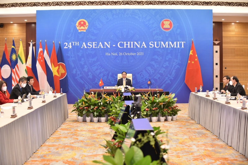 Специальный саммит АСЕАН-Китай: Усилия по укреплению двусторонных отношений