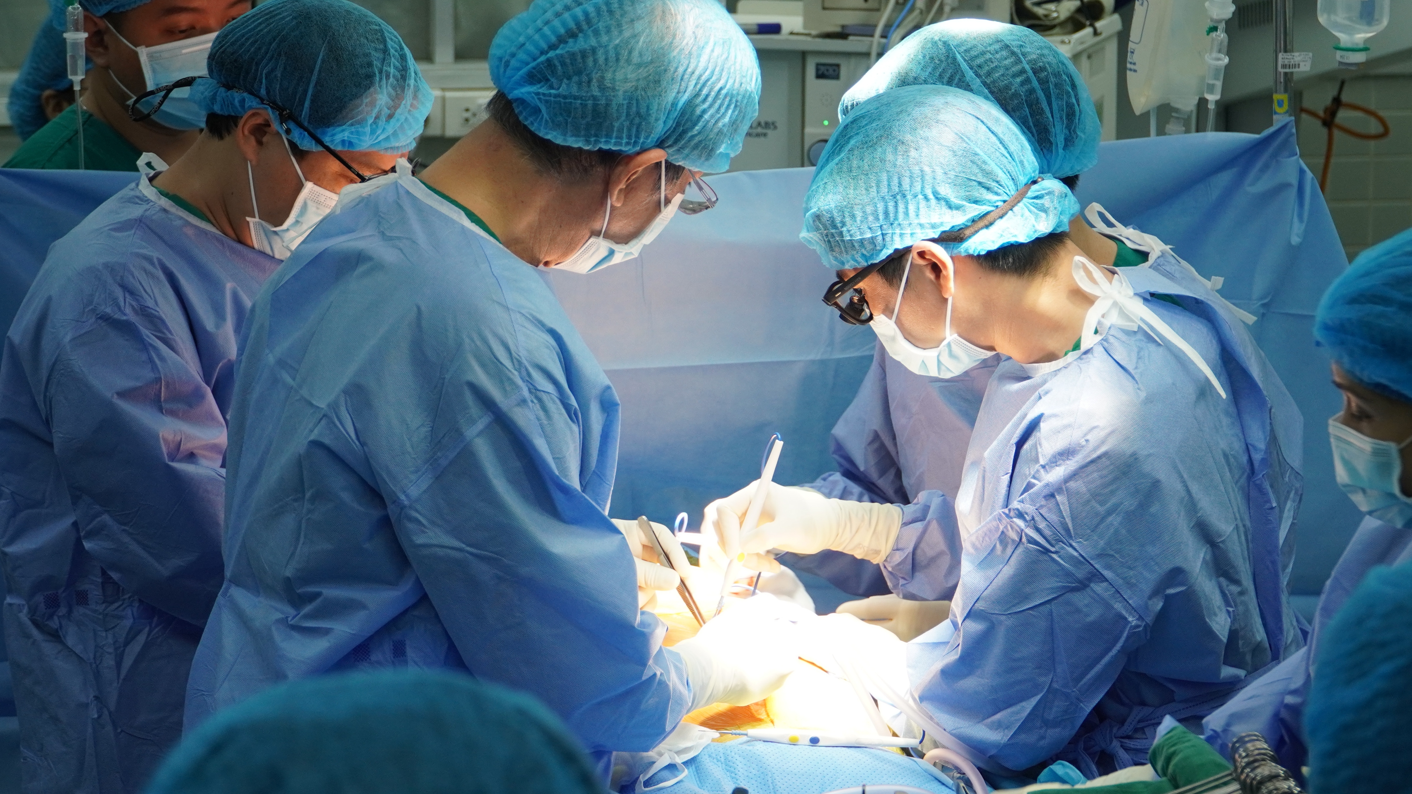 Впервые во Вьетнаме была проведена пересадка кожи от донора с мертвым мозгом