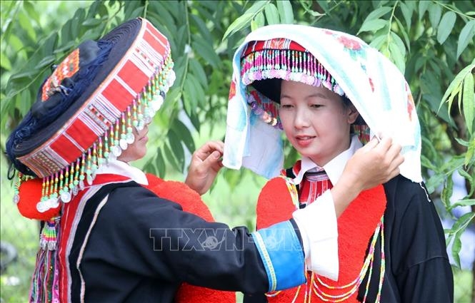 Свадьба представителей народности Зао в деревне Лунгсланг провинции Лангшон