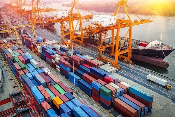 Вьетнам вошел в число 30 крупнейших стран мира по импорту и экспорту товаров