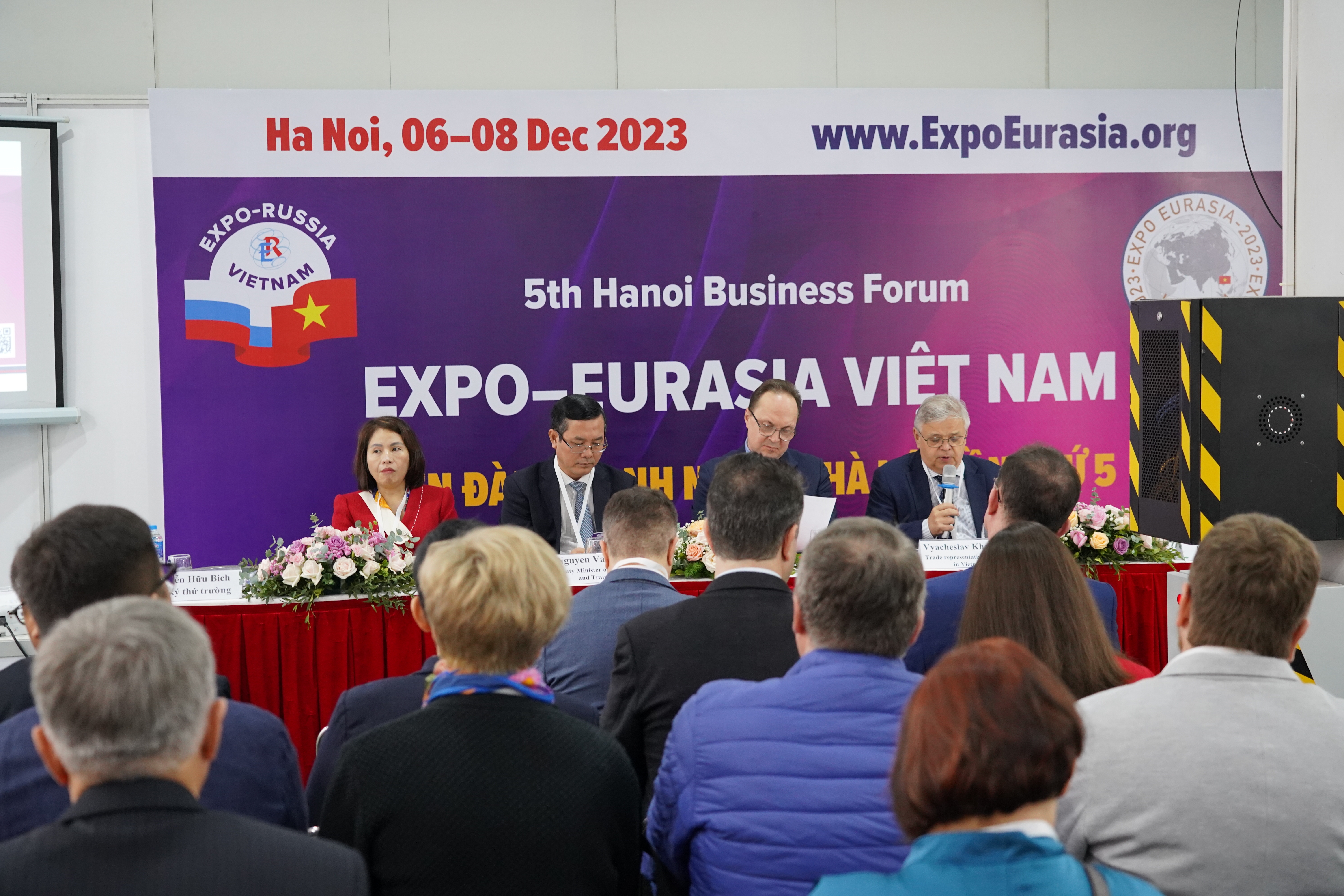 В Ханое проходит 5-я российско-вьетнамская промышленная выставка