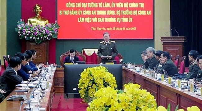 Мероприятия руководителей Партии и Государства по случаю наступающего Тэта