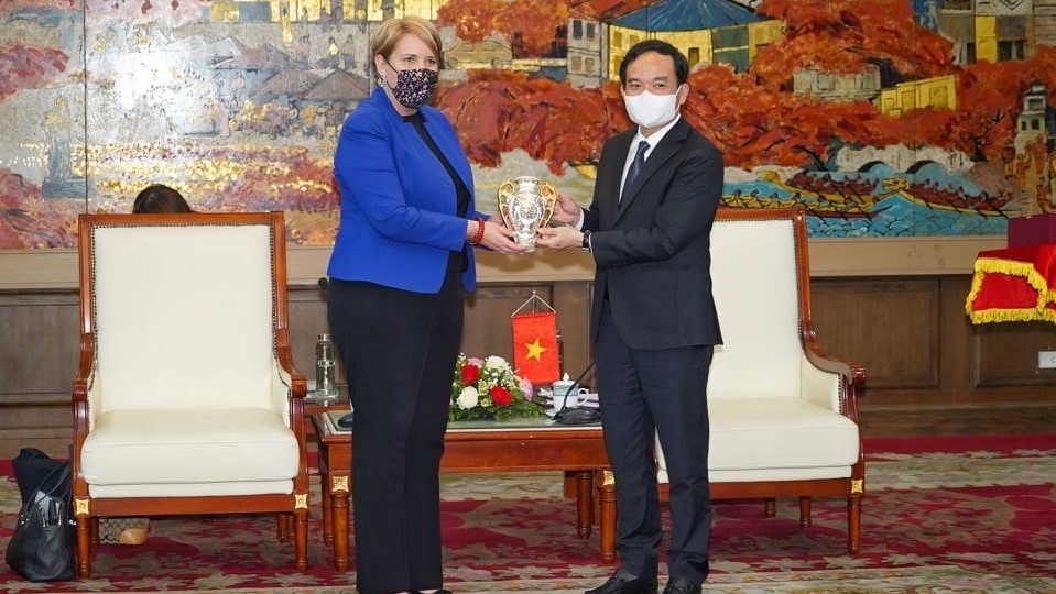 Хайфон укрепляет сотрудничество со штатом Виктория (Австралия)