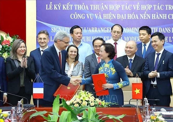 Вьетнам и Франция укрепляют сотрудничество  в сфере государственных услуг и модернизации административных процендур