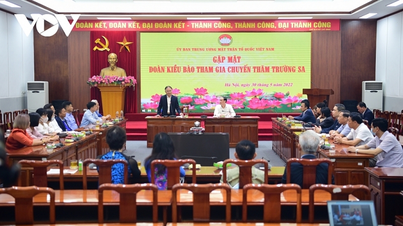 Продвижение любви к Чыонгса среди вьетнамцев, проживающих за рубежом