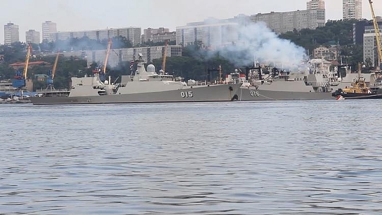 Два ракетных фрегата ВМФ Республики Вьетнама прибыли во Владивосток