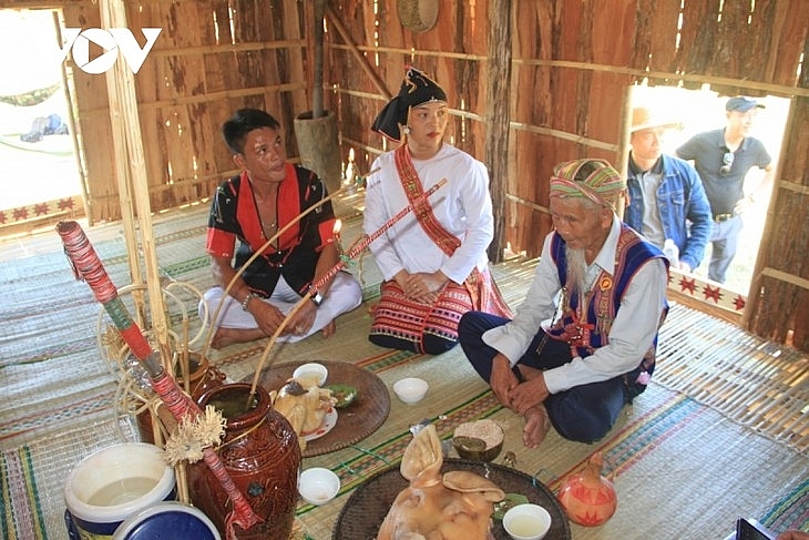 Провинция Биньдинь сохраняет традиционную культуру народностей