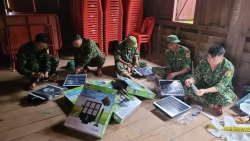 Пограничники провинции Куангбинь помогают лаосским приграничным местностям улучшить  инфракструктуру