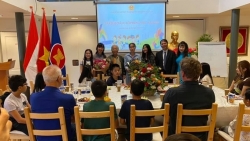 В 2021 году для вьетнамских детей и нидерландских женихов открылся класс вьетнамского языка