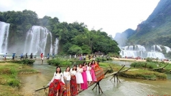 Открылся фестиваль водопада Банжок 2022 года