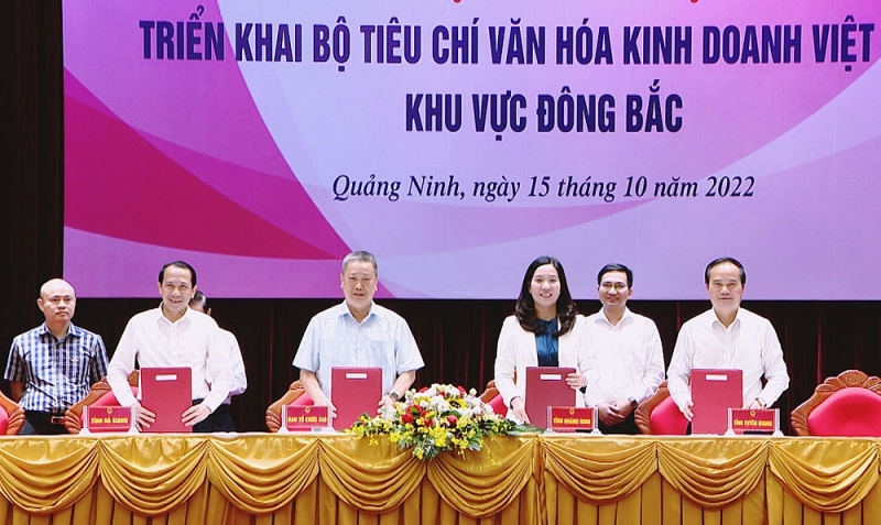 Содействие внедрению набора критериев «Деловая культура Вьетнама»