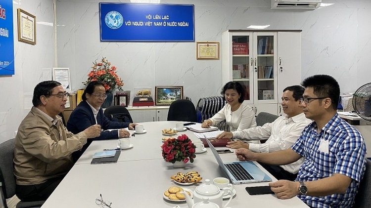 Конкурс по созданию учебных пособий на вьетнамском языке для вьетнамцев, проживающих за рубежом