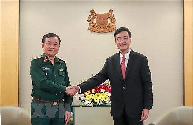 Вьетнам и Сингапур вновь подтвердили теплое и дружеское двустороннее оборонное сотрудничество