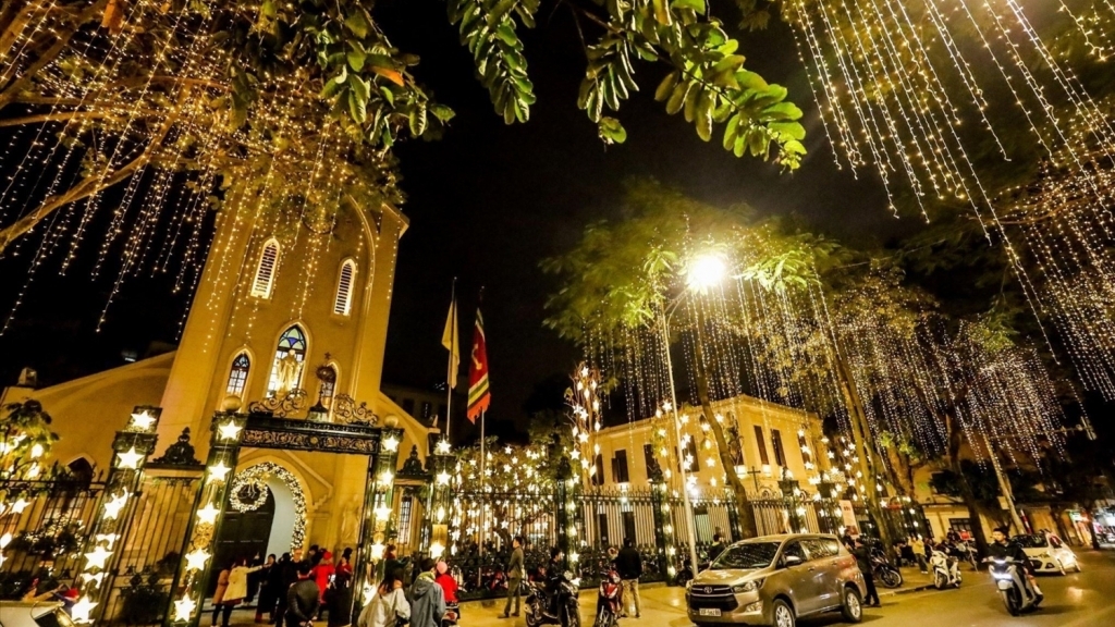 Во Вьетнаме оживленно отметили Рождество