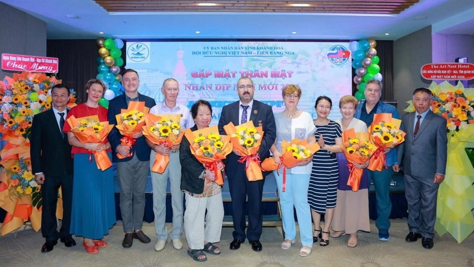 Углубление добрых отношений между жителями провинции Кханьхоа и российскими друзьями