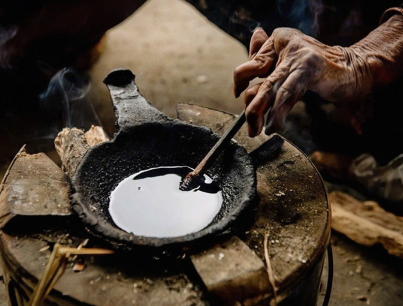 Ткацкая деревня Лунгтам — место, где льняные нити рассказывают историю каменного плато Донгван Ткацкая деревня Лунгтам — место, где льняные нити рассказывают историю каменного плато Донгван