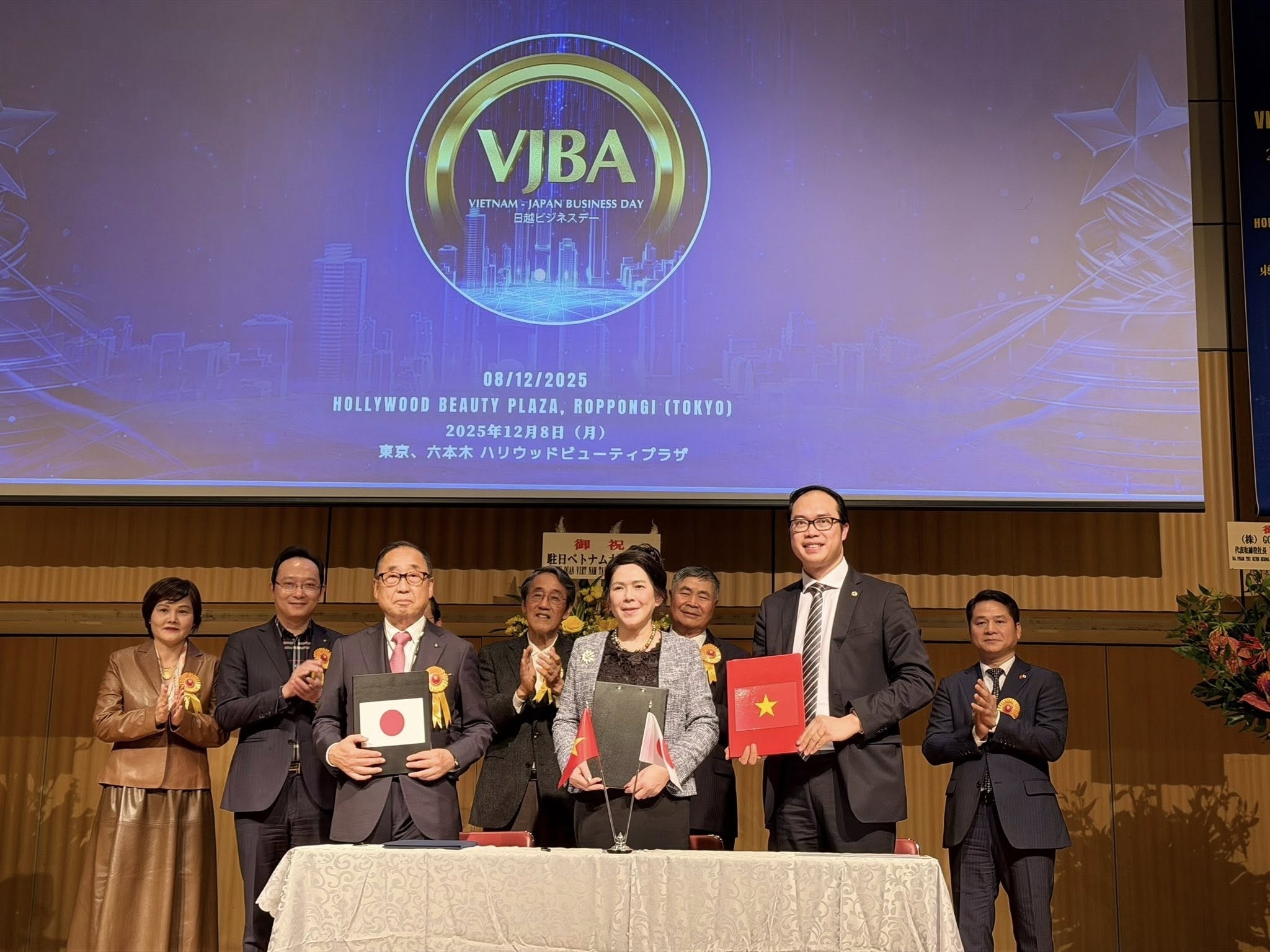 Использование интеллектуального потенциала вьетнамской диаспоры для стимулирования частной экономики и инноваций Использование интеллектуального потенциала вьетнамской диаспоры для стимулирования частной экономики и инноваций