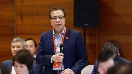 XIV съезд КПВ: повышение доверия и ответственности в сфере внешней политики