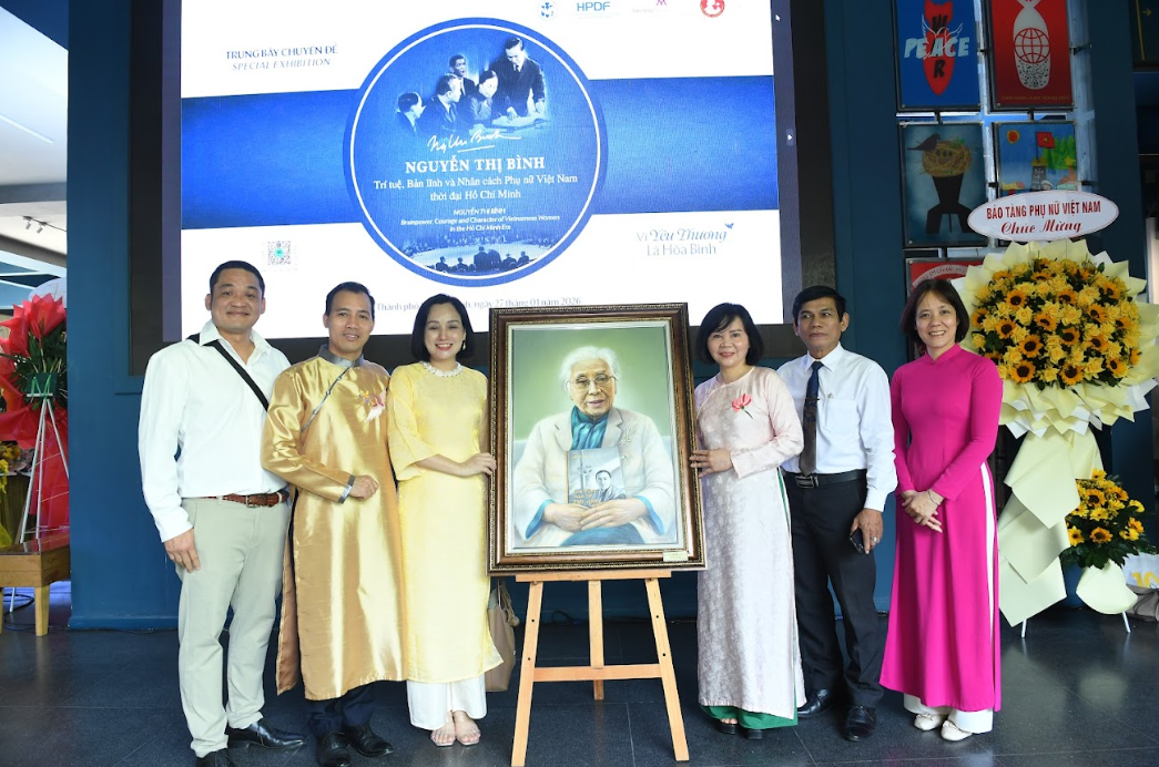 Интеллект, “соткавший” легенду Интеллект, “соткавший” легенду