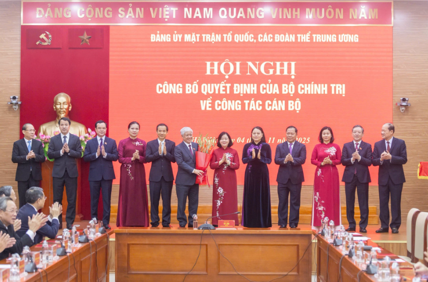 Доктор наук Нгуен Минь Чунг: Партийная организация Отечественного фронта и центральных общественно-политических организаций станет прочной опорой политической системы